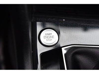 2025 Volkswagen Taos SE Black