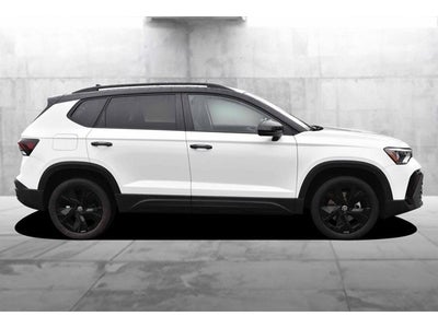 2025 Volkswagen Taos SE Black