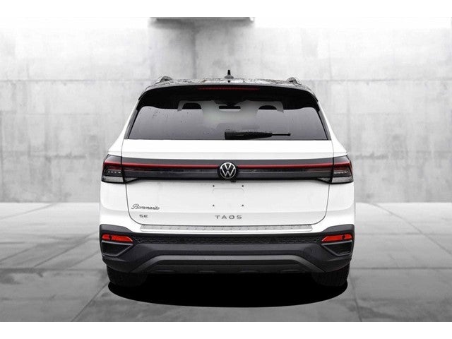 2025 Volkswagen Taos SE Black