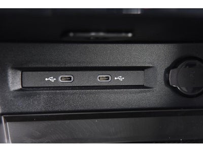 2026 Volkswagen Taos SE Black FWD