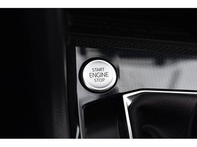 2026 Volkswagen Taos SE Black FWD