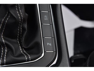 2026 Volkswagen Taos SE Black FWD