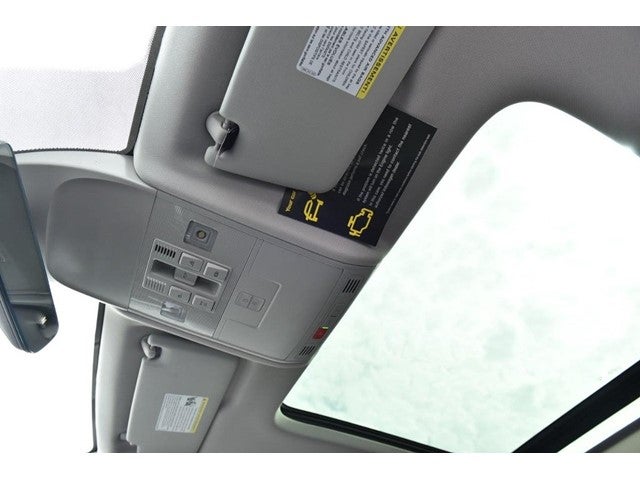 2026 Volkswagen Taos SE Black FWD