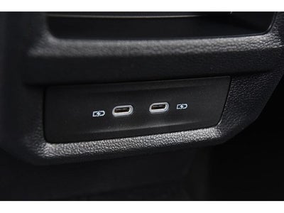 2026 Volkswagen Taos SE Black FWD