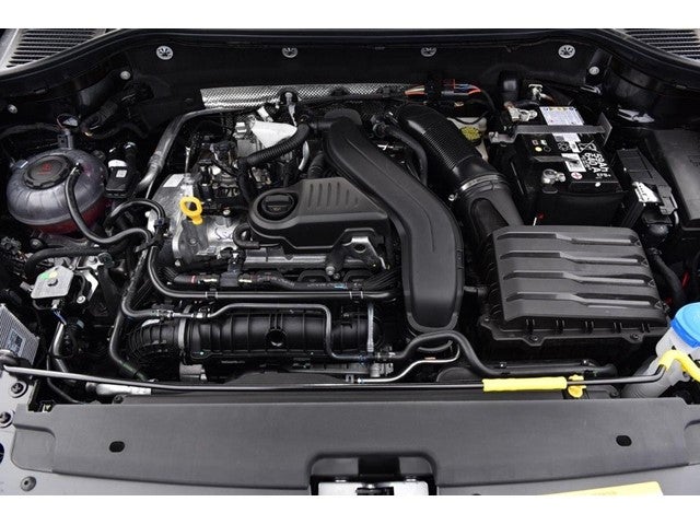 2026 Volkswagen Taos SE Black FWD