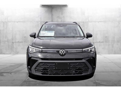2026 Volkswagen Taos SE Black FWD