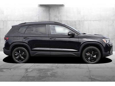2026 Volkswagen Taos SE Black FWD