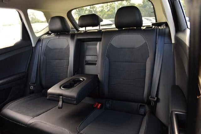 2027 Volkswagen Taos 1.5T SE