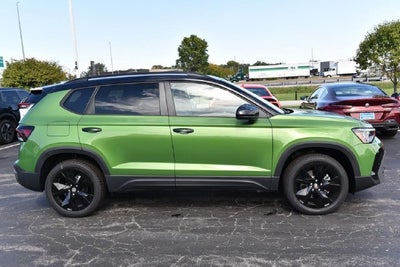 2027 Volkswagen Taos 1.5T SE