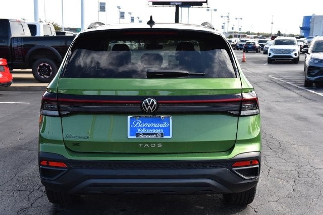 2027 Volkswagen Taos 1.5T SE