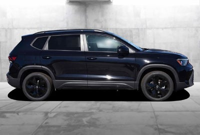2027 Volkswagen Taos 1.5T SE