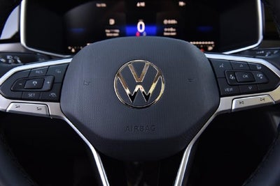 2027 Volkswagen Taos 1.5T SE