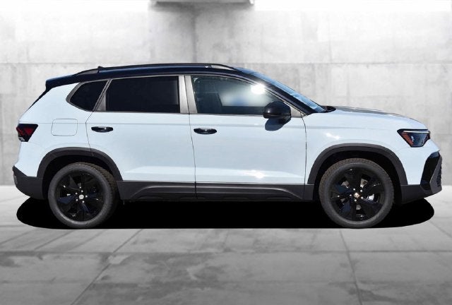 2027 Volkswagen Taos 1.5T SE