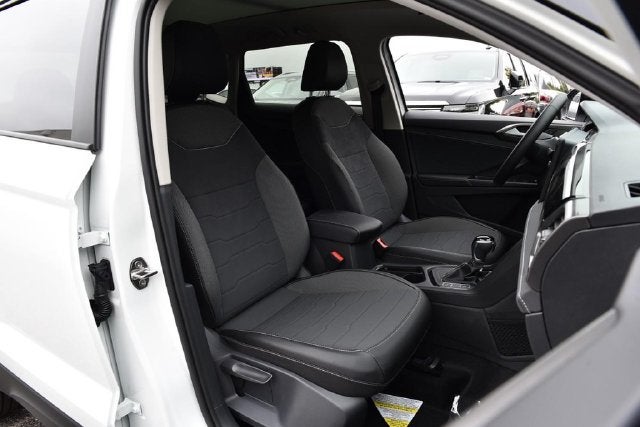 2027 Volkswagen Taos 1.5T SE