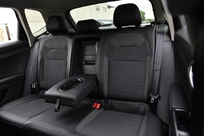 2027 Volkswagen Taos 1.5T SE