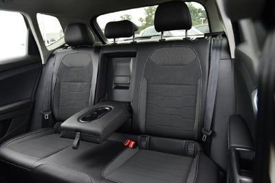 2027 Volkswagen Taos 1.5T SE