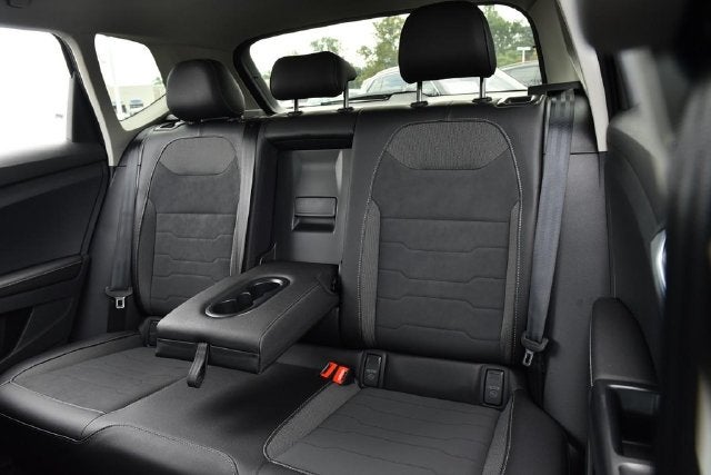 2027 Volkswagen Taos 1.5T SE