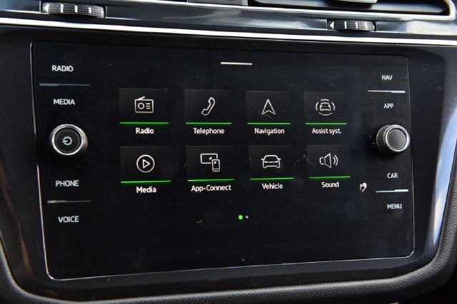 2024 Volkswagen Tiguan 2.0T SEL R-Line
