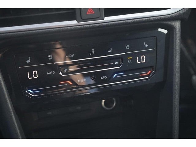 2026 Volkswagen Taos SEL 4MOTION