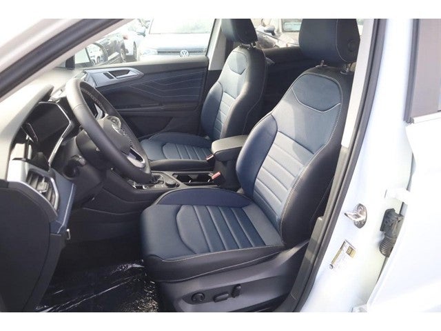 2026 Volkswagen Taos SEL 4MOTION