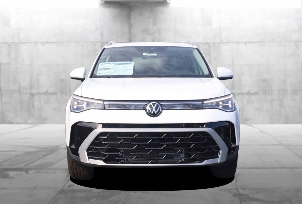 2026 Volkswagen Taos SEL 4MOTION