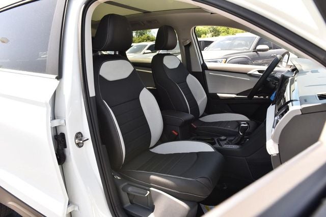 2026 Volkswagen Taos 1.5T SEL