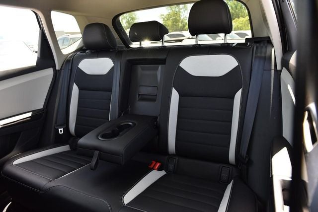 2026 Volkswagen Taos 1.5T SEL