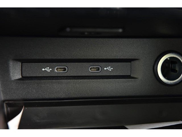 2025 Volkswagen Taos SEL 4MOTION