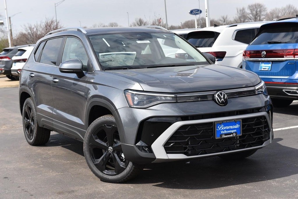 2025 Volkswagen Taos SEL 4MOTION