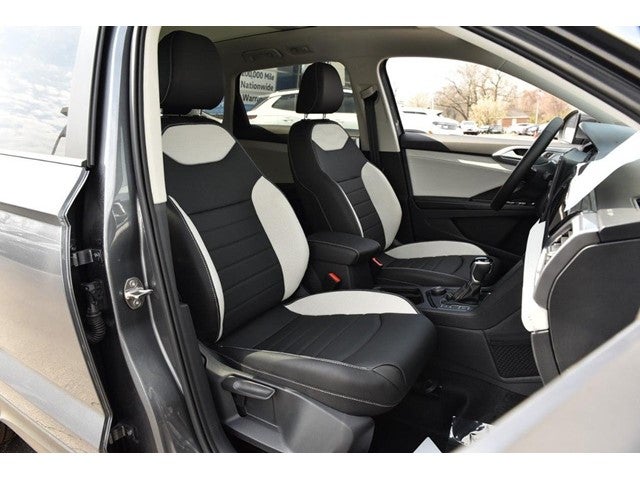 2025 Volkswagen Taos SEL 4MOTION