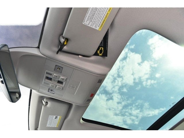 2025 Volkswagen Taos SEL 4MOTION