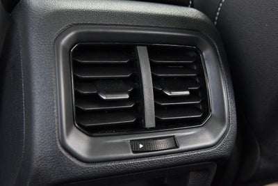 2025 Volkswagen Taos SEL 4MOTION