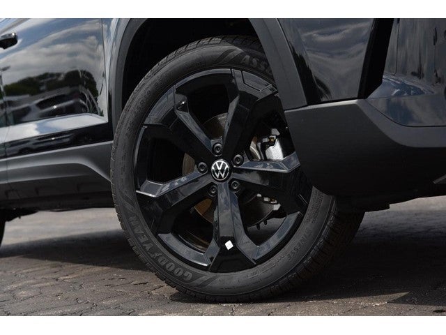 2026 Volkswagen Taos 1.5T SEL