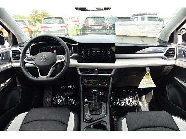 2026 Volkswagen Taos 1.5T SEL