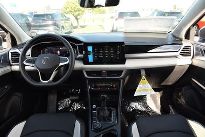 2027 Volkswagen Taos 1.5T SEL