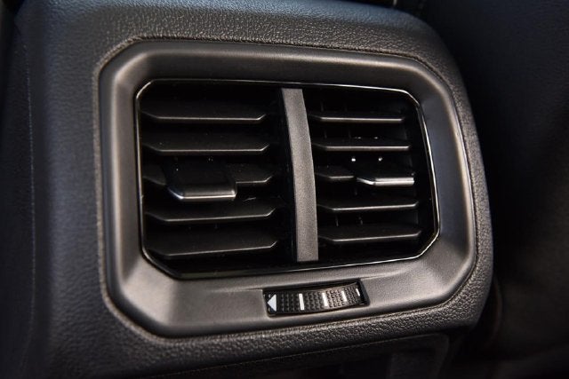 2027 Volkswagen Taos 1.5T SEL