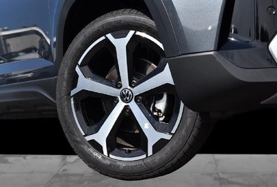 2027 Volkswagen Taos 1.5T SEL