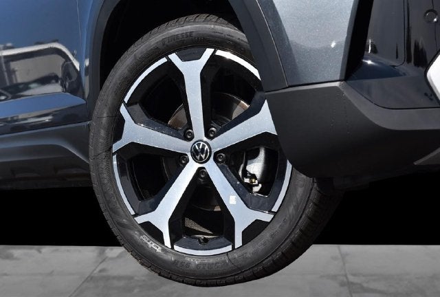2027 Volkswagen Taos 1.5T SEL