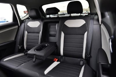 2027 Volkswagen Taos 1.5T SEL