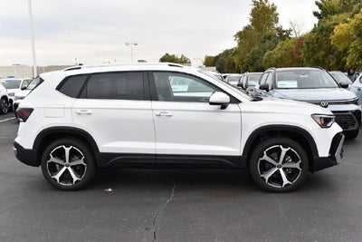 2027 Volkswagen Taos 1.5T SEL