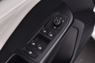 2027 Volkswagen Taos 1.5T SEL