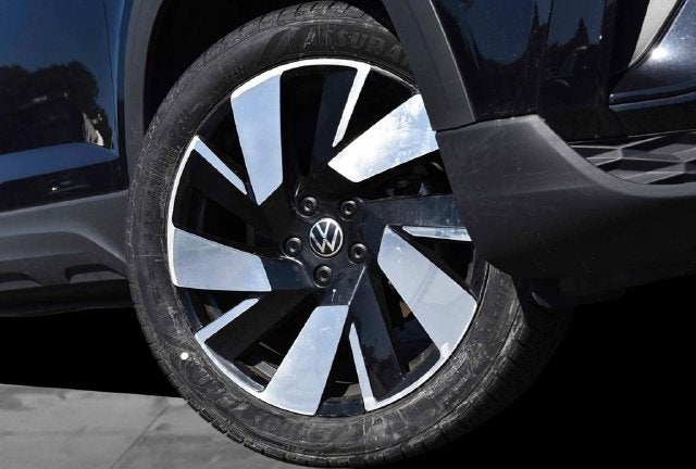 2024 Volkswagen Taos 1.5T SEL