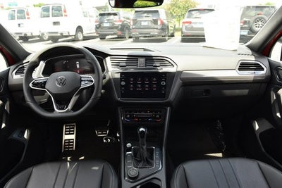 2024 Volkswagen Tiguan 2.0T SE R-Line Black