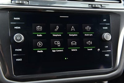 2022 Volkswagen Tiguan 2.0T SE R-Line Black