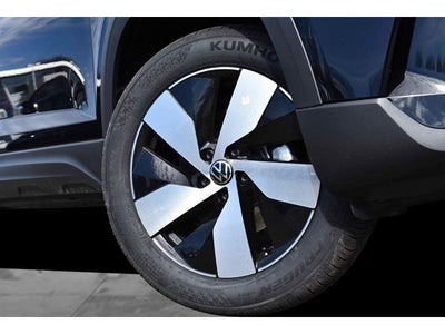 2026 Volkswagen Taos S 4MOTION