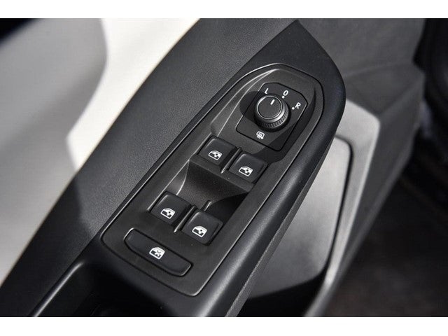 2026 Volkswagen Taos S 4MOTION