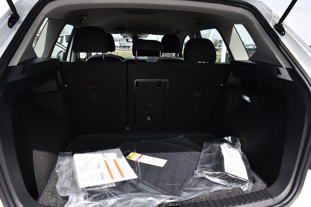 2026 Volkswagen Taos S 4MOTION