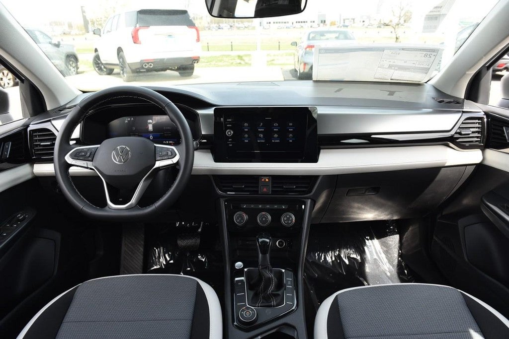 2026 Volkswagen Taos S 4MOTION