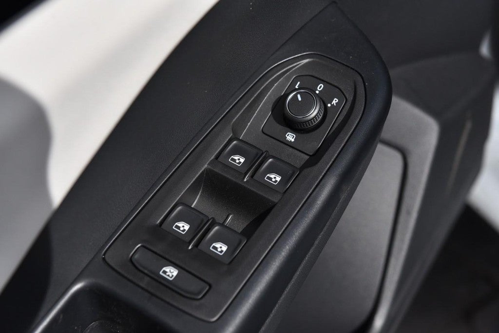 2026 Volkswagen Taos S 4MOTION