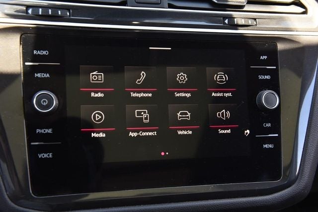 2024 Volkswagen Tiguan 2.0T Wolfsburg Edition